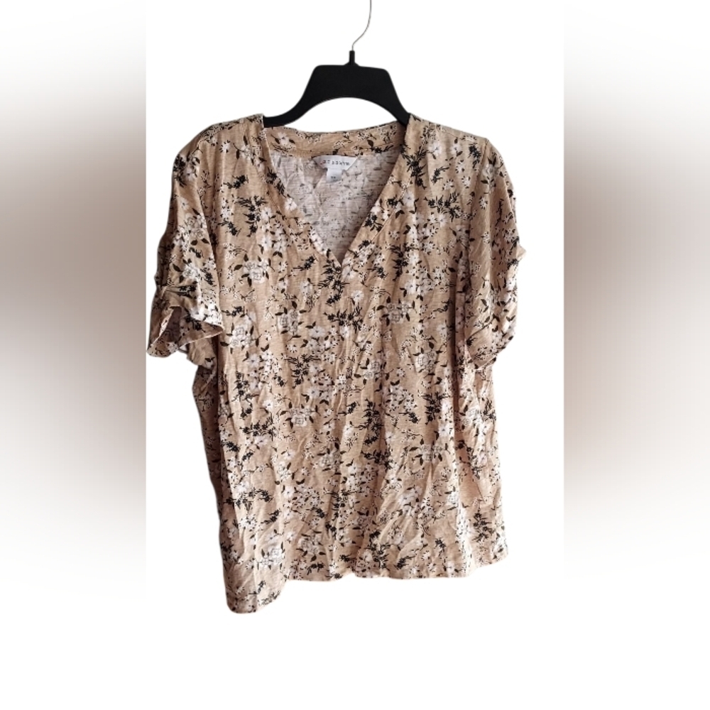 Liz Claiborne Beige and Black Patterned Blouse